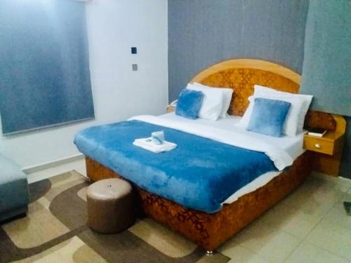 Ne-yo hotel & rv lodges in Asaba Ne-yo hotel & rv lodges in Asaba