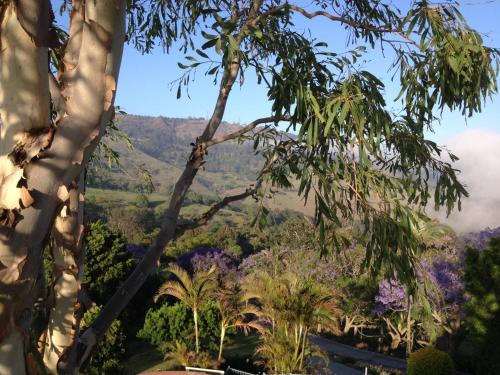 This photo about Highwood Park B&B Guest Lodge shared on HyHotel.com