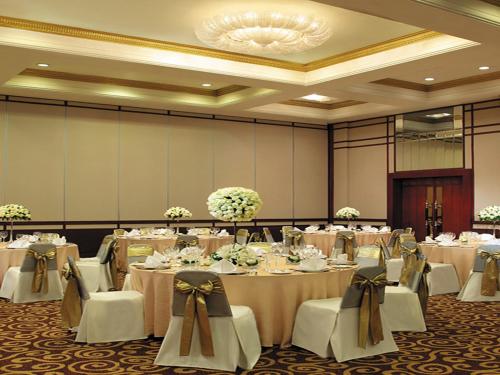 This photo about Golden Flower Hotel Xi'an shared on HyHotel.com