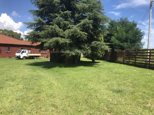 Garden, Captivating 1-Bed Studio in Springs - Home Way in Springs Garden, Captivating 1-Bed Studio in Springs - Home Way in Springs