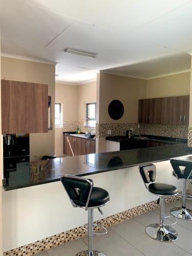 Valleyside Executive Apartments in Lobamba Valleyside Executive Apartments in Lobamba