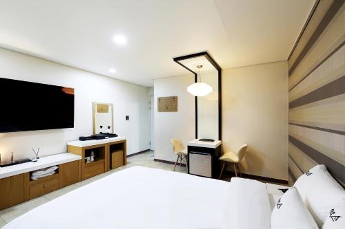 สิ่งอำนวยความสะดวก, White Tourist Hotel in แขวงกือมัม สิ่งอำนวยความสะดวก, White Tourist Hotel in แขวงกือมัม