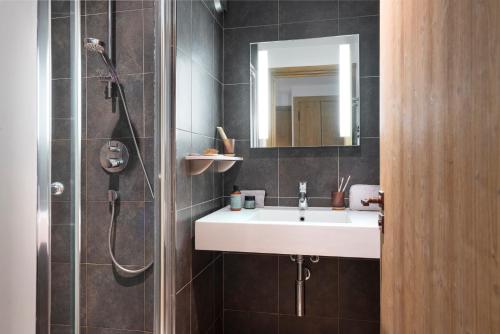 Casa de banho, Residence Pierre & Vacances Premium Les Chalets du Forum in Saint-Bon-Tarentaise Casa de banho, Residence Pierre & Vacances Premium Les Chalets du Forum in Saint-Bon-Tarentaise