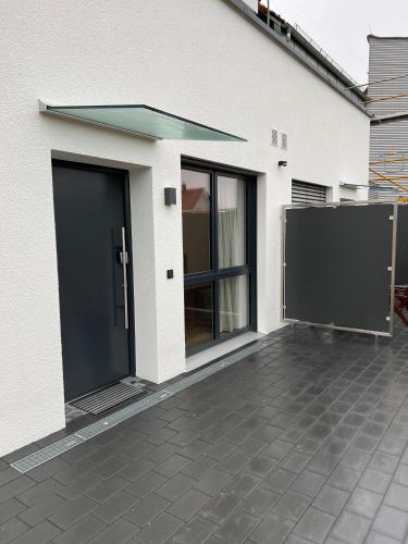 外部景觀, Handmade I Modern I Luxury I Kitchen I Home Office I Parkplatz in 霍爾茨格靈恩 外部景觀, Handmade I Modern I Luxury I Kitchen I Home Office I Parkplatz in 霍爾茨格靈恩