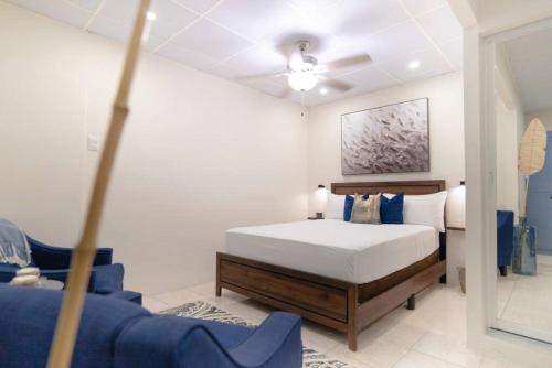 The Sanctuary: Studio near Airport with fire place in Тринсити The Sanctuary: Studio near Airport with fire place in Тринсити