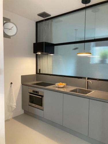 Kitchen, LE GARAGE Downtown serviced apartment in The Hague Kitchen, LE GARAGE Downtown serviced apartment in The Hague