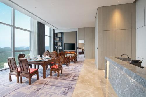 Crowne Plaza Dalian Xinghai By IHG in Distrik Xing Hai Crowne Plaza Dalian Xinghai By IHG in Distrik Xing Hai