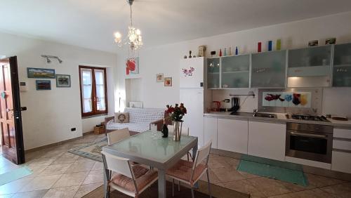Lakeside apartment Tremezzo - Larihome B01 in Tremezzo Lakeside apartment Tremezzo - Larihome B01 in Tremezzo