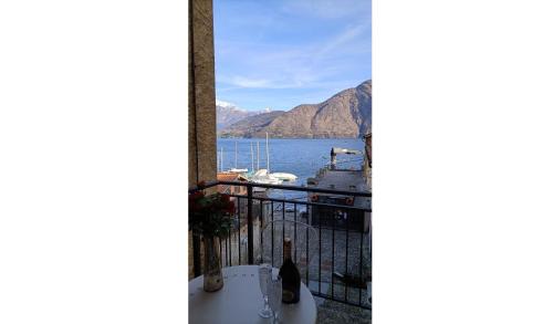 Terrazzo/balcone, Lakeside apartment Tremezzo - Larihome B01 in Tremezzo Terrazzo/balcone, Lakeside apartment Tremezzo - Larihome B01 in Tremezzo