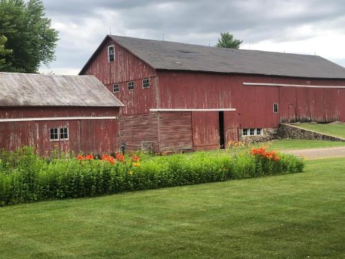 The FarmHouse Inn Guest House in Nappanee (Indiana) The FarmHouse Inn Guest House in Nappanee (Indiana)