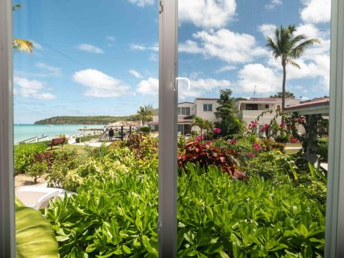沙灘, 安提瓜村海灘度假村 (Antigua Village Beach Resort) in 聖約翰 沙灘, 安提瓜村海灘度假村 (Antigua Village Beach Resort) in 聖約翰