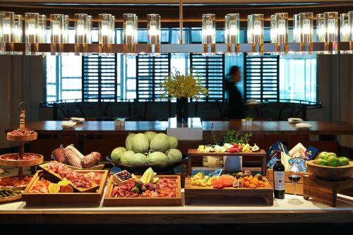 Restaurant, Grand Hyatt Beijing near Wangfujing Subway Station Restaurant, Grand Hyatt Beijing near Wangfujing Subway Station