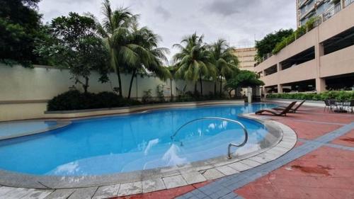 Swimming pool, Affordable Cozy and Peaceful Loft Condo near Cubao in San Juan Swimming pool, Affordable Cozy and Peaceful Loft Condo near Cubao in San Juan
