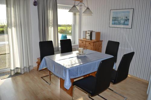 Ferienhof-Nickelswarft-Fewo-2 in Poppenbüll Ferienhof-Nickelswarft-Fewo-2 in Poppenbüll
