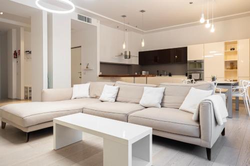 Elegante e Spazioso Quadrilocale in Porta Venezia