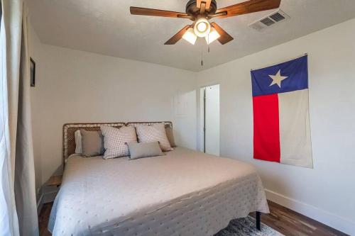 Wine Country Getaway for 12 with Biergarten, Fire Pit