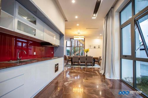 FLC Grand Villa Sam Son in Thanh Hoá / Sầm Sơn Beach FLC Grand Villa Sam Son in Thanh Hoá / Sầm Sơn Beach