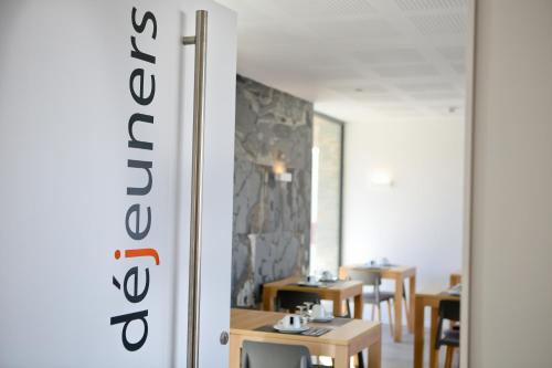 This photo about Hotel Restaurant Santiago shared on HyHotel.com