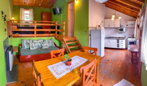 Cabañas Posada de las Flores (Cabanas Posada de las Flores) in 톨우인 Cabañas Posada de las Flores (Cabanas Posada de las Flores) in 톨우인