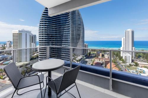 Meriton Suites Broadbeach in Broadbeach Meriton Suites Broadbeach in Broadbeach