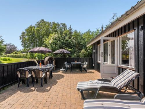 Holiday Home Zenitha - 300m from the sea by Interhome in Hals Holiday Home Zenitha - 300m from the sea by Interhome in Hals