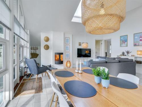 Holiday Home Asgard - 500m from the sea by Interhome in 哈爾斯 Holiday Home Asgard - 500m from the sea by Interhome in 哈爾斯