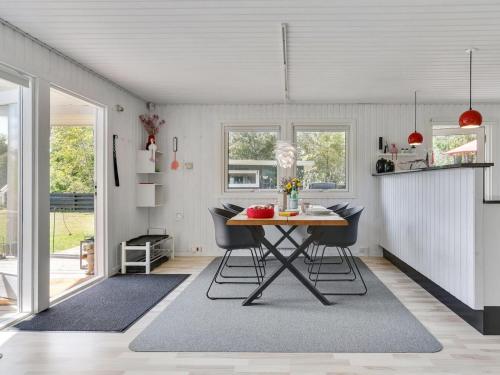 Holiday Home Sybille - from the sea by Interhome in Hals Holiday Home Sybille - from the sea by Interhome in Hals