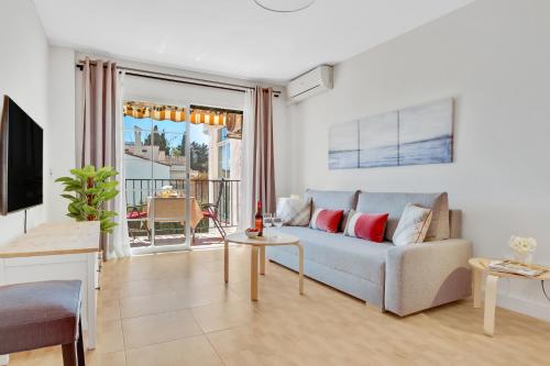 Paloma's Cozy Beach Flat