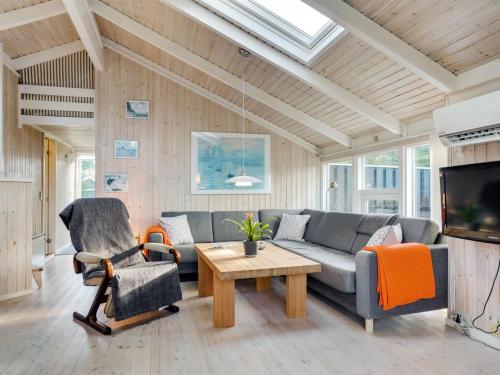 Holiday Home Peter - 400m from the sea by Interhome in Hals Holiday Home Peter - 400m from the sea by Interhome in Hals
