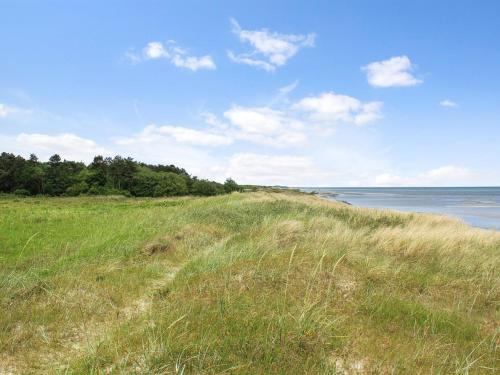 Holiday Home Amdi - 100m from the sea by Interhome in 乞信 Holiday Home Amdi - 100m from the sea by Interhome in 乞信