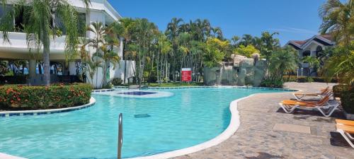 בריכת שחיה, Villas Privadas en Palma Real in Salitran בריכת שחיה, Villas Privadas en Palma Real in Salitran