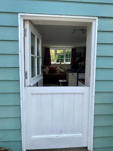 Pohled zvenku, Rural Retreat in Idyllic Countryside - fishing & walks in Hawkhurst Pohled zvenku, Rural Retreat in Idyllic Countryside - fishing & walks in Hawkhurst