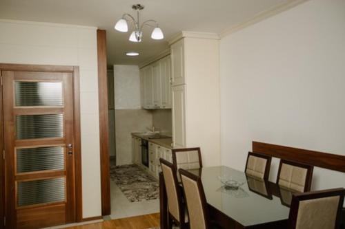 Fasilitas, Kruzer centar in Niksic Fasilitas, Kruzer centar in Niksic