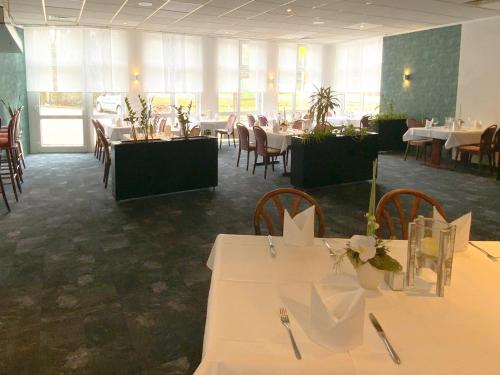 Food and beverages, Heidehotel Lubast in Kemberg Food and beverages, Heidehotel Lubast in Kemberg