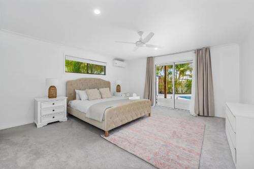 Luxury home in the heart of Burleigh