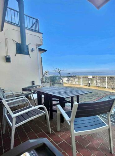 雅 南熱海 温泉別荘 Ocean View Hotspring Villa in 아타미 雅 南熱海 温泉別荘 Ocean View Hotspring Villa in 아타미