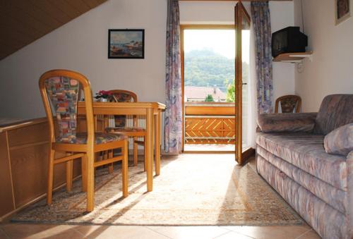 Létesítmények, Gasthof-Hotel-Lowen in Hechingen Létesítmények, Gasthof-Hotel-Lowen in Hechingen