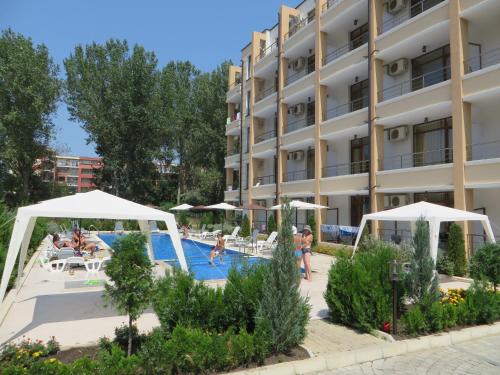 Saint Elena Apartcomplex Hotel