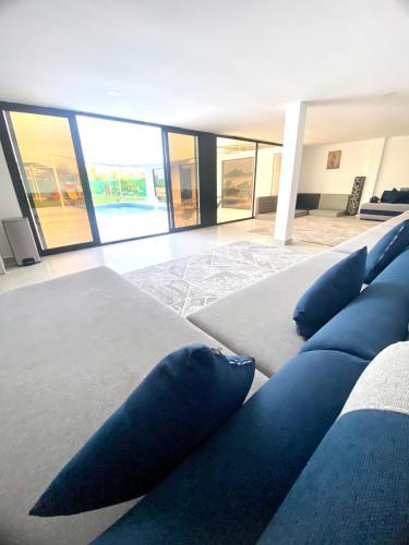Luxury Farm with Swimming Pool and BBQ in Al Bahya Luxury Farm with Swimming Pool and BBQ in Al Bahya