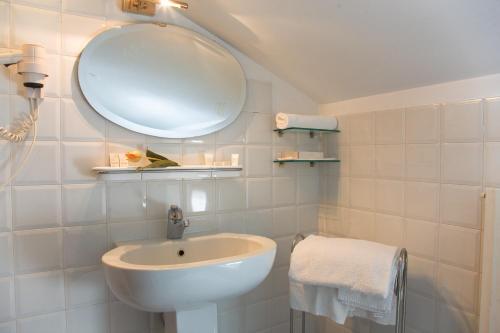 This photo about Hotel Villa Tetlameya shared on HyHotel.com