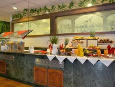 Food and beverages, Merced Inn & Suites in Merced (CA) Food and beverages, Merced Inn & Suites in Merced (CA)