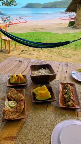 Tupi's Beachfront Minihouse near Nagtabon Beach Tupi's Beachfront Minihouse near Nagtabon Beach