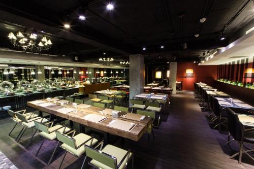 Restaurant, Hotel Les Champs (Hualien ) near Dongdamen Night Market Restaurant, Hotel Les Champs (Hualien ) near Dongdamen Night Market