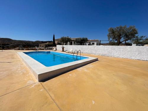 Bazen, Casa Rural Alzabara con Piscina Privada in Taberno Bazen, Casa Rural Alzabara con Piscina Privada in Taberno