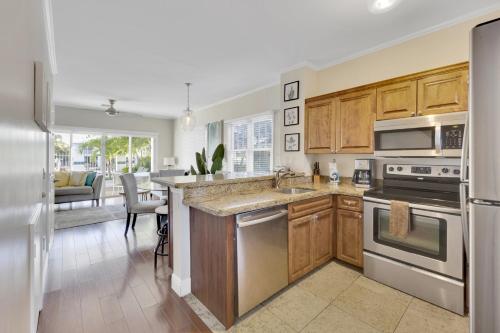 Village at Hawks Cay Villas by KeysCaribbean in Duck Key (FL) Village at Hawks Cay Villas by KeysCaribbean in Duck Key (FL)