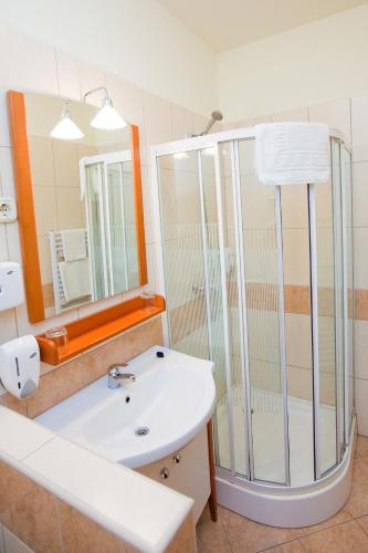 This photo about Gocsej Palatinus Etterem es Panzio shared on HyHotel.com