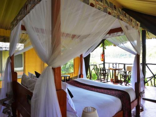 Crater Lake Tented Camp and Game Sanctuary in Naivaša Crater Lake Tented Camp and Game Sanctuary in Naivaša