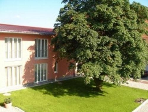 This photo about Landhotel zum Plabstnhof Garni shared on HyHotel.com