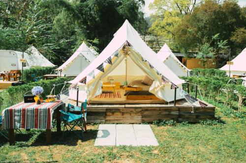 Inthanon Mountain Camp near Doi Inthanon National Park Inthanon Mountain Camp near Doi Inthanon National Park