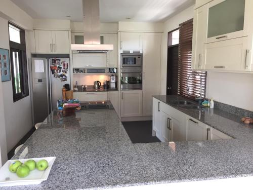 مطبخ, Driftwood Villa in هاد ياو مطبخ, Driftwood Villa in هاد ياو